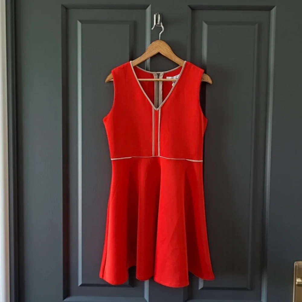 NWT Reed Women’s Red Orange Sleeveless Dress! Large! NEW! - Picture 2 of 9